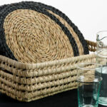 panier en feuilles de palmier parfait pour utiliser en plateau, rangement dans votre maison.Fabrication artisanale Maroc
