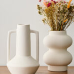 magnifique vase opjet en ceramic blanche texturée ligne