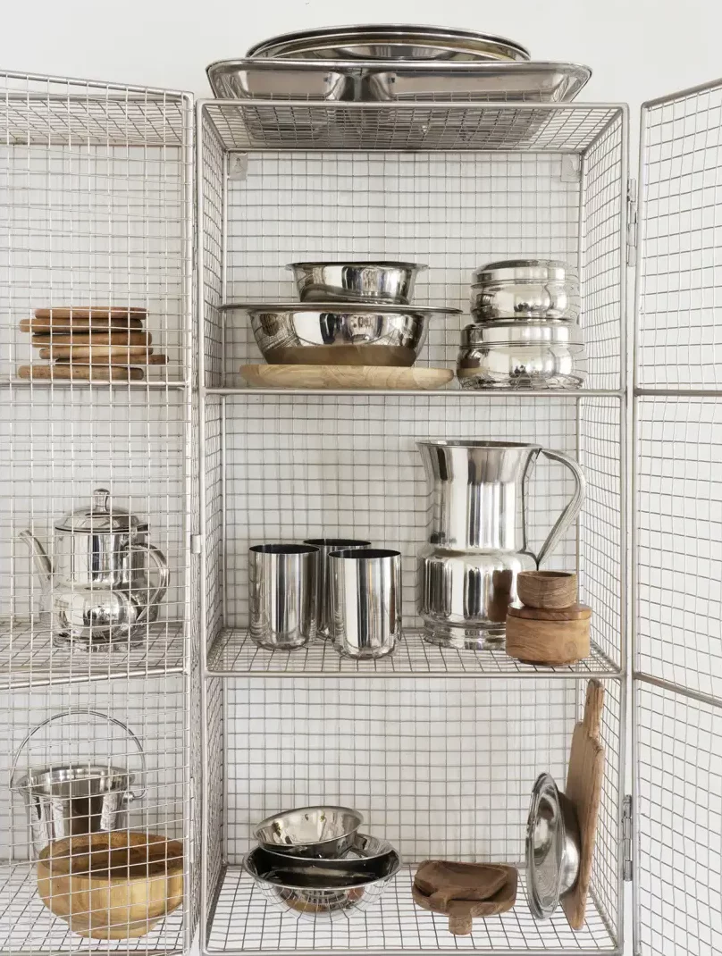 aw25_68.jpg Boite en acier -Madam Stoltz – Image 1